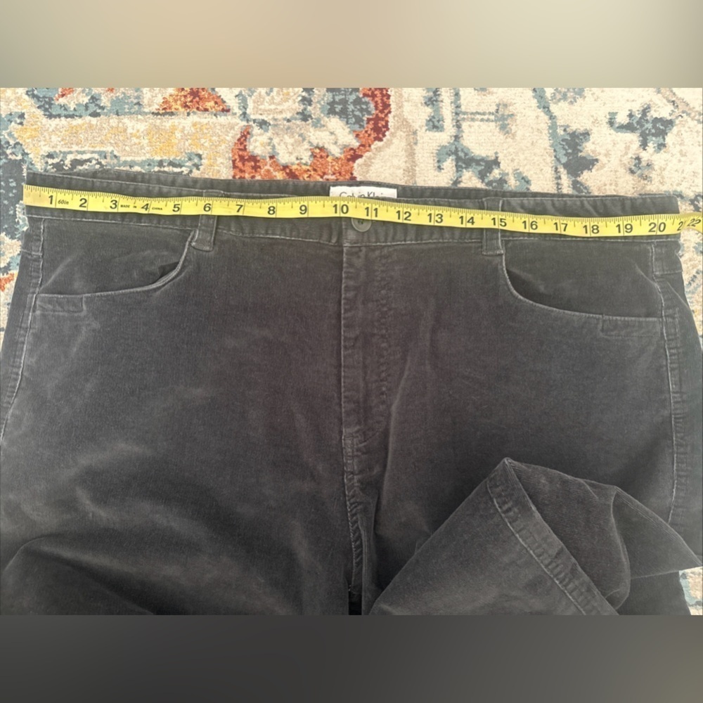 Calvin Klein Mens Slim Fit Corduroy Pants Sz 40x32 Dark Gray Casual Flat Front - Picture 2 of 10